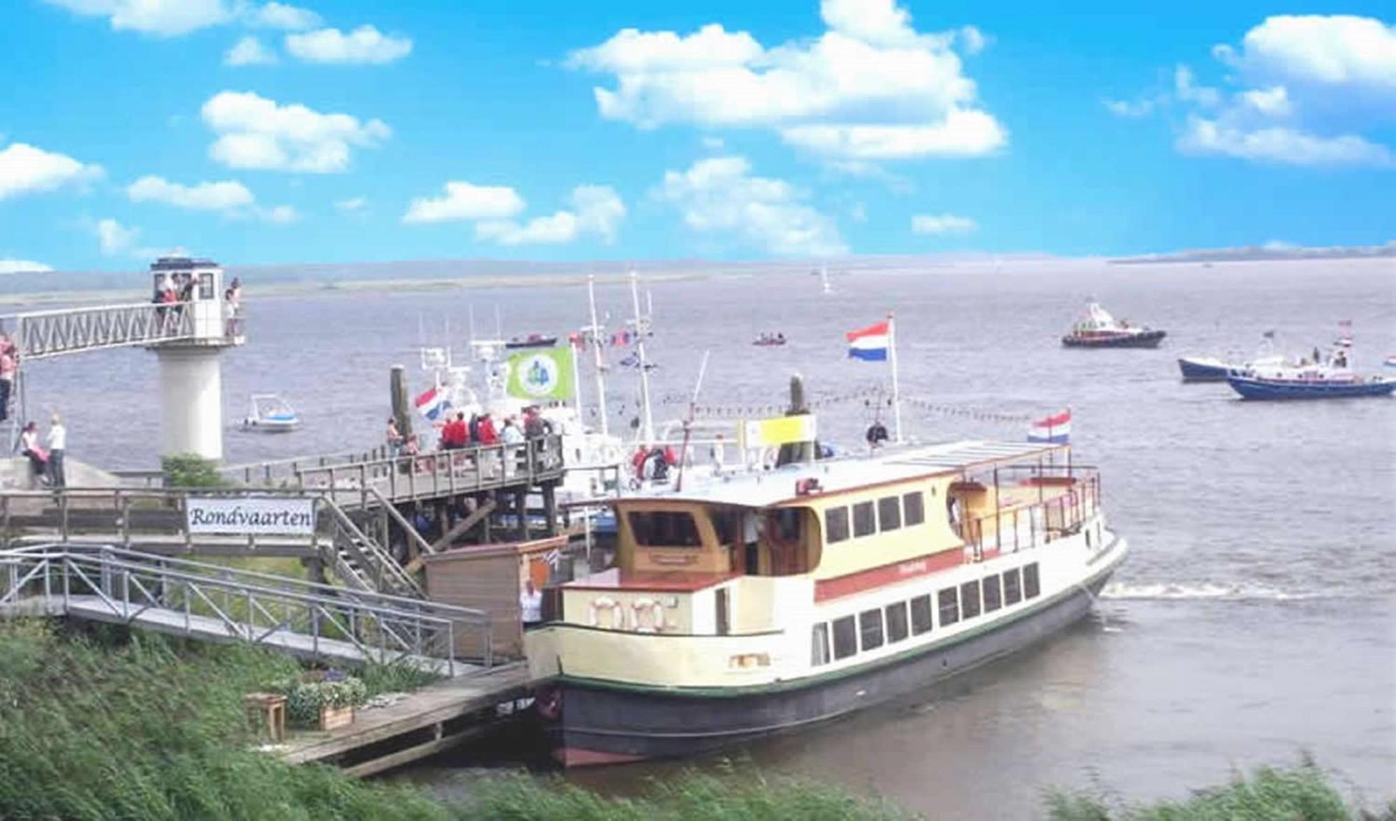 House Marijke With Winter Garden And Direct Access To The Lauwersmeer Anjum Esterno foto
